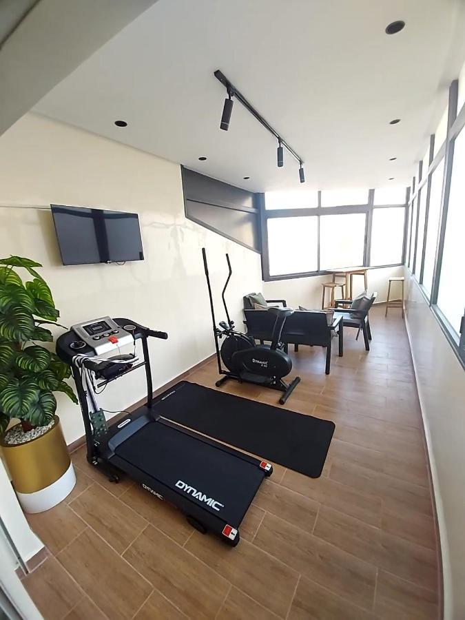 Modern Apartment Opposite The Hassan2 Mosque, Very Well Equipped And Stylish, 85 M2 With Gym And Direct Sea View With Underground Garage , Prohibits Unmarried Couples Of Arab Origin Casablanca Exterior photo